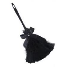 gothic-feather-duster